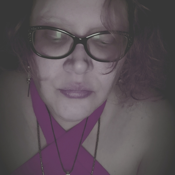 Meet your Posher, Kim - Picture 3 of 4